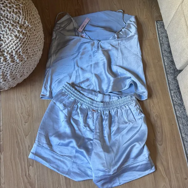 Victoria's Secret Sky Blue Satin Pajama Set - Image 4