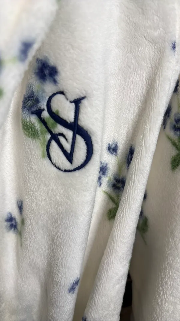 Victoria's Secret Robe - Image 2