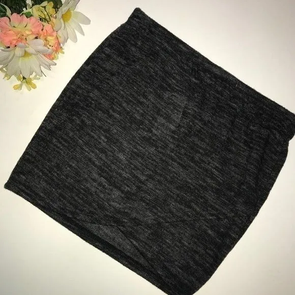Seductions NWT Small Solid Plain Dark‎ Gray Thin Mini Skirt Womens - Image 2