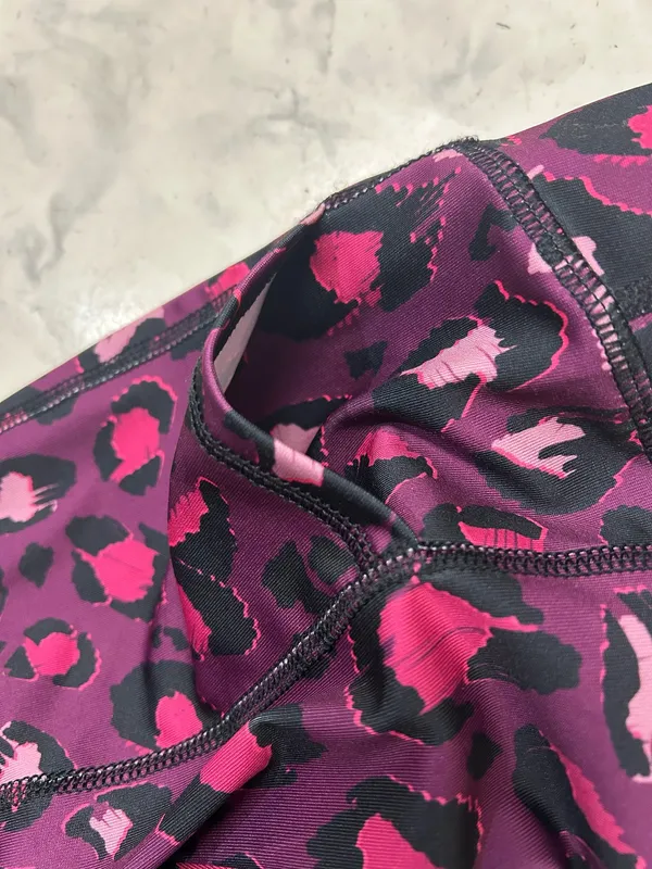 Adrienne Vittadini Purple Pink Leopard Animal Print Leggings Small - Image 4