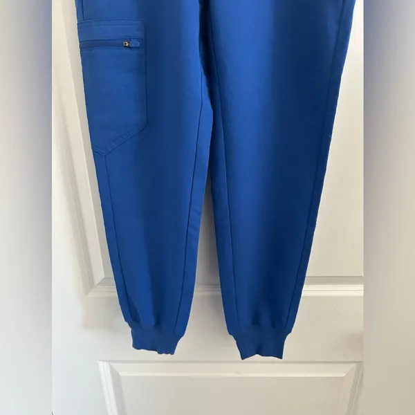 Figs Limited Edition Zamora Jogger - Image 10