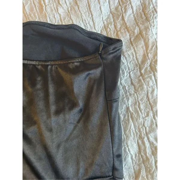 NEW Black Satin 1 Shoulder Long Sleeve High Slit Maxi Dress M - Image 4