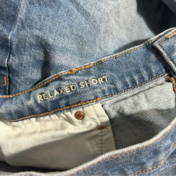 American Eagle Relaxed Denim Jean Shorts Medium Wash Size 16 Casual Summer - Image 6