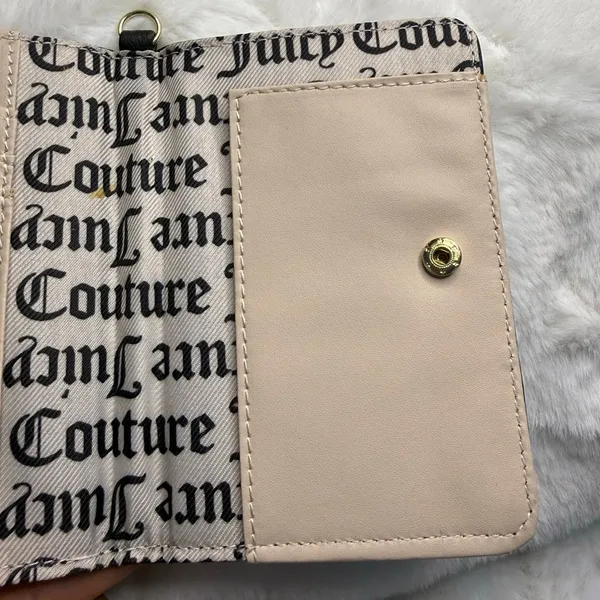 JUICY COUTURE Passport Cardholder - Image 5