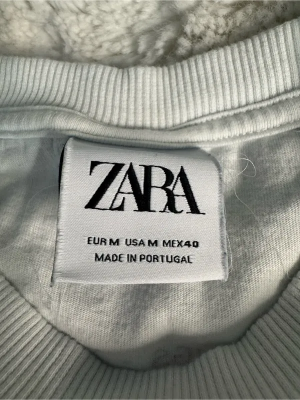 ZARA White Graphic Long Sleeve Shirt Size M - Image 4