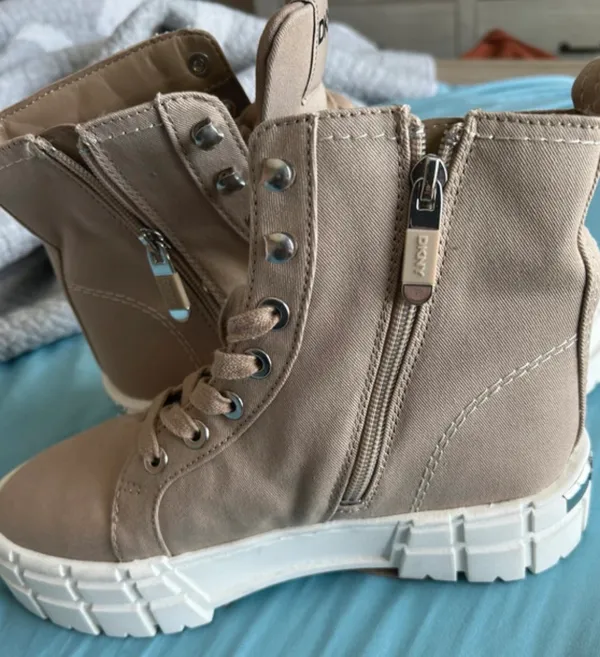 Ladies boots DKNY size7.5 - Image 6