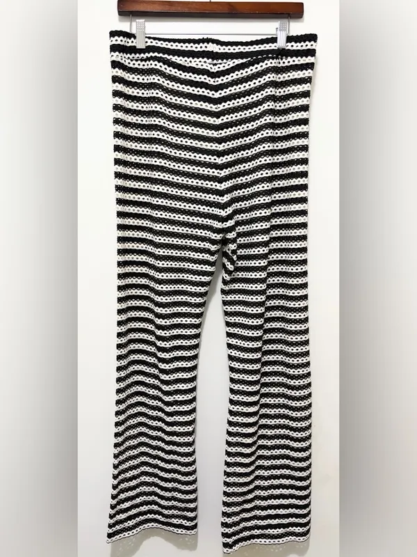 H&M Beachwear Perforated Wide-Leg‎ Pants Medium NWT - Image 4