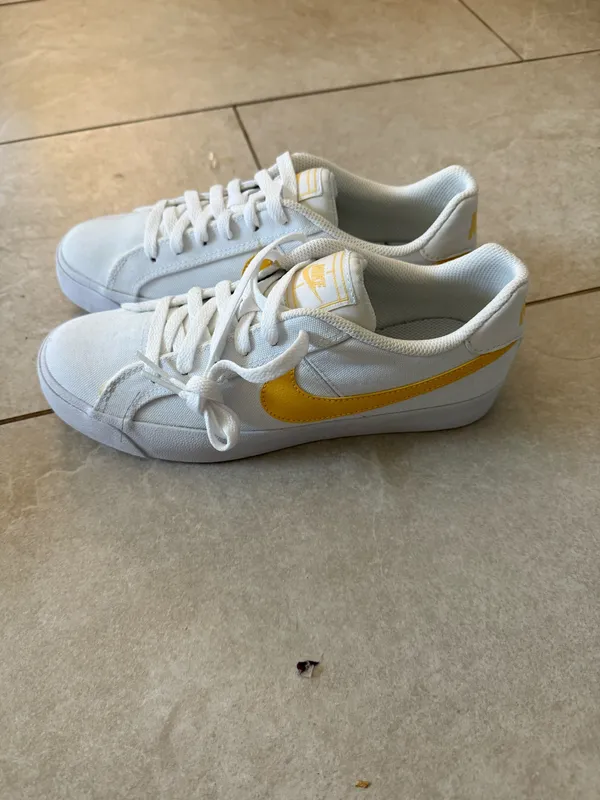 nike shoes - Image 5