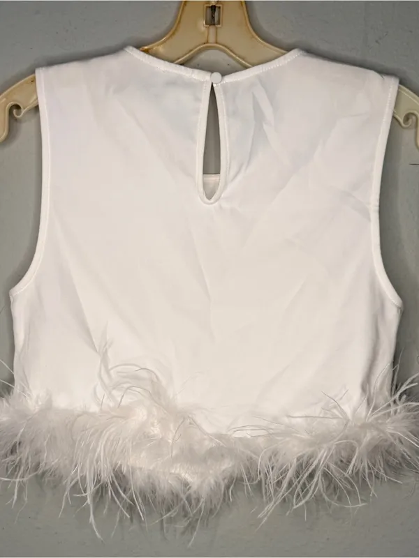 Le Lis Collection White Top with Feather Trim nwot - Image 4