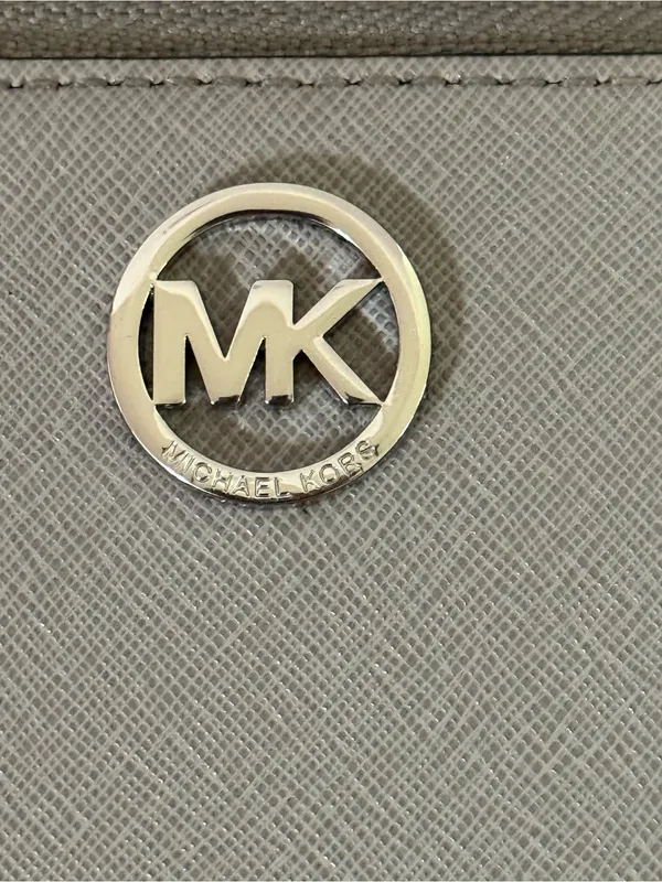 Michael Kors Silver MK Logo Gray Saffiano Wallet - Image 3