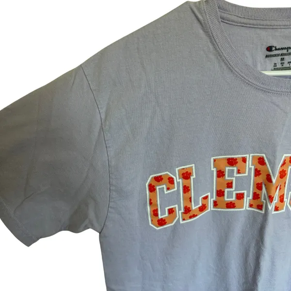 Clemson Tigers Light Purple Logo T-Shirt (Size Medium) - Image 3