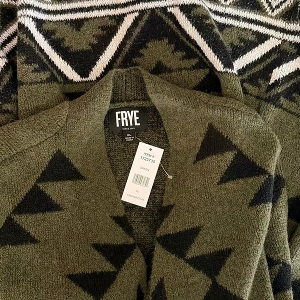NWT!! FRYE Patterned Cozy Cardigan Sweater Burnt Olive Combo Green X-Large - Image 12