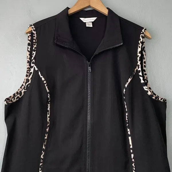 Christopher & Banks Vest Size Large Zip Up Black Leopard Print Chic Whimsigoth - Image 2