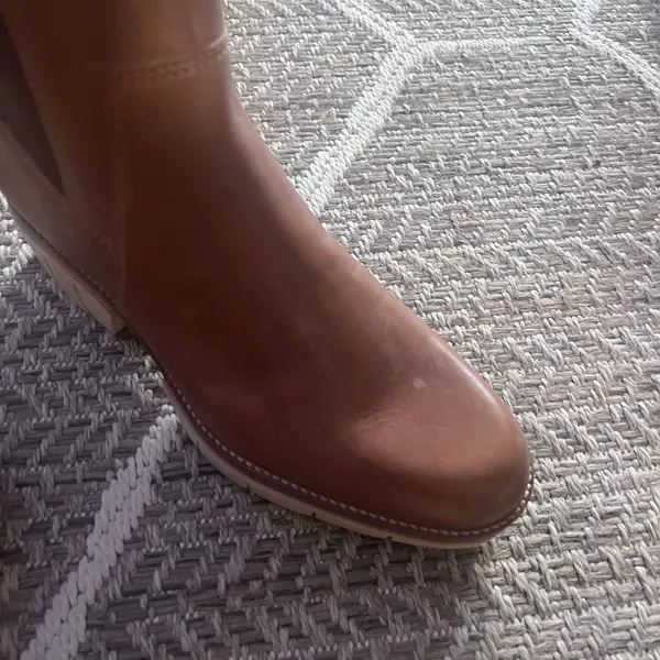 Bernardo Sutton Chelsea Boot Womens Sz 9 - Image 5