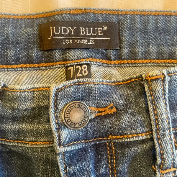 Judy Blue 7/28 Leopard Patch High Rise Ripped Skinny Raw Hem Jeans JB82166DK - Image 3