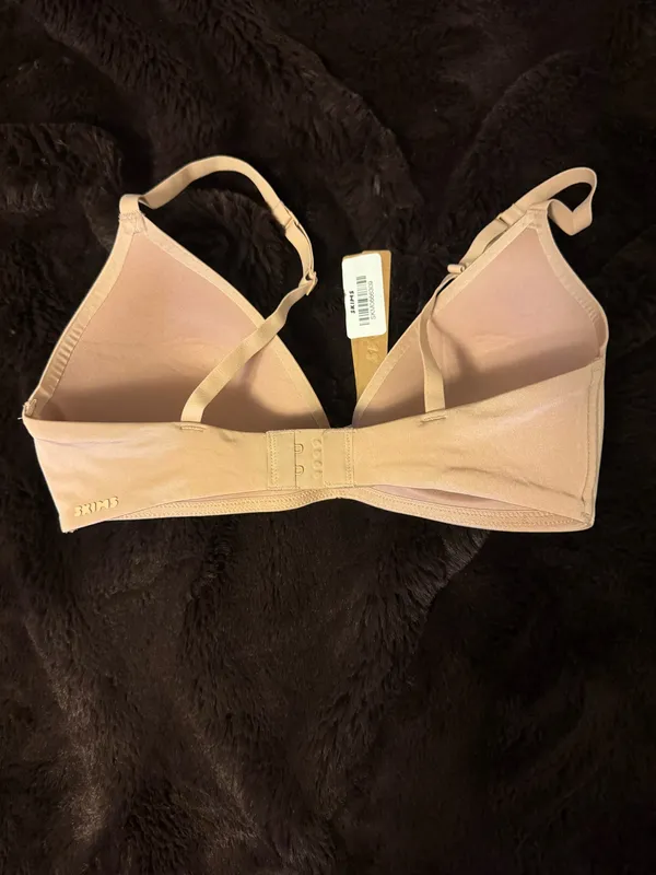 SKIMS Bra Fits Everybody - Image 2
