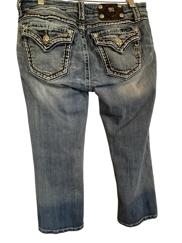 Miss Me Signature Cuffed Capri Jeans Womens 30 Rhinestone Flap Pocket Y2K - Image 4