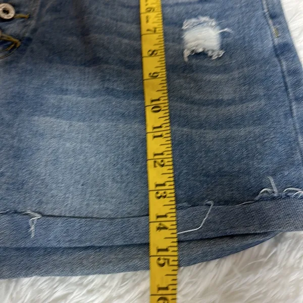 Hawalili Distressed Jean Shorts 3X - Image 9