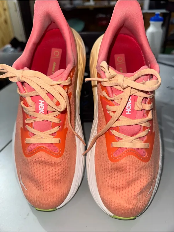 Hoka One One Women’s Arahi 7 Running Shoes Coral Size 7.5 B - Image 3