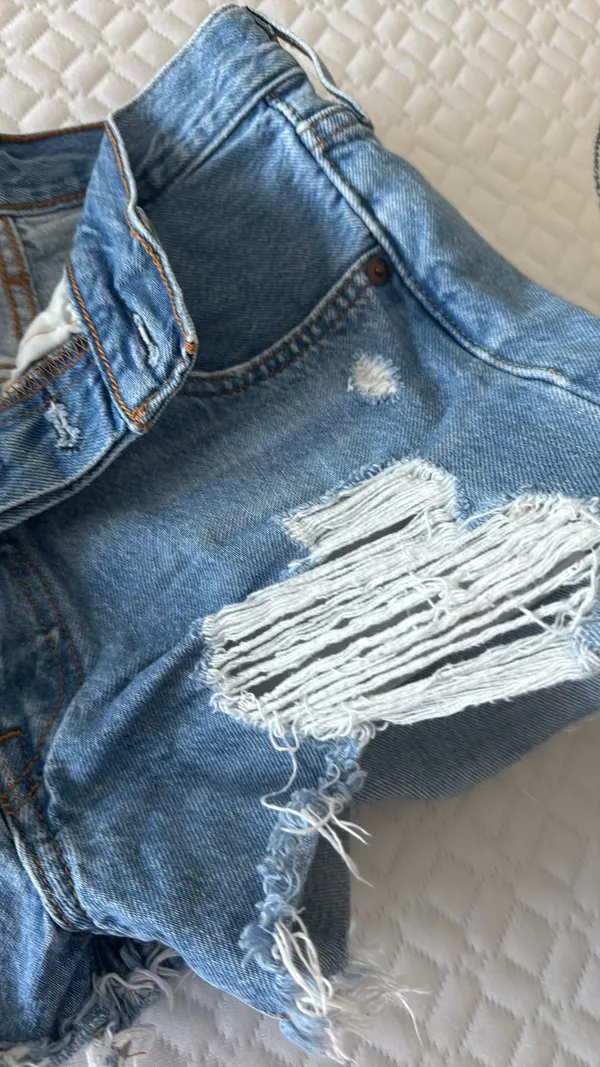 Levi's 501 High-Rise Shorts - Image 3