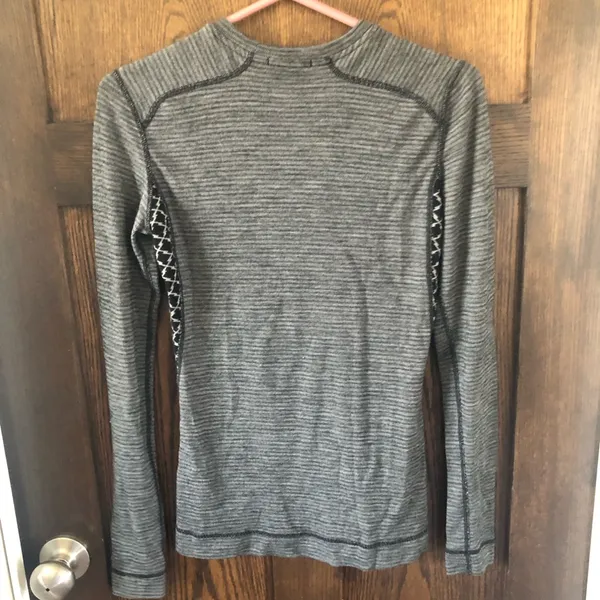 Smartwool merino wool diamond pattern long sleeve baselayer - small - Image 3