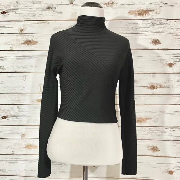 Zara W & B Cropped Mockneck Long Sleeve Tee - Black - Medium - Image 8