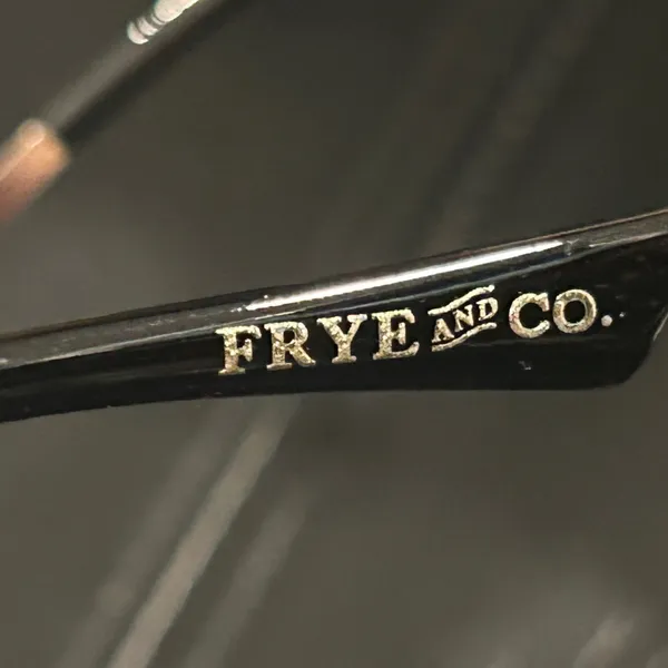 FRYE AND CO. Women's Aviator Sunglasses with Brown Lenses and Gold Frame - Image 6