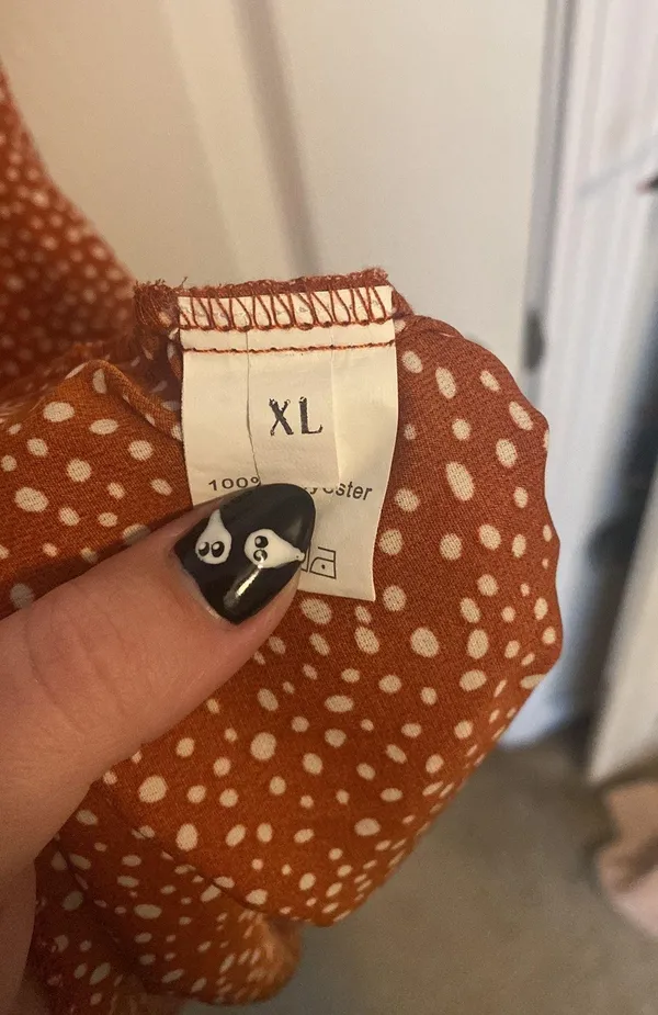 Orangeish/red Polka dot Dress Size XL - Image 3