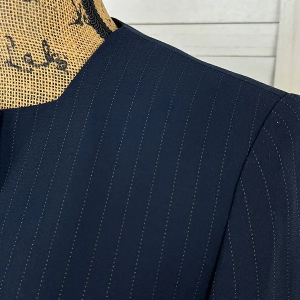 Dress Barn Pinstripe Long Line Blazer‎ Jacket Blue Tan 10 Suit Coat - Image 6