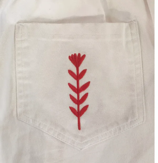White Embroidered Ankle Pants Size L - Image 8
