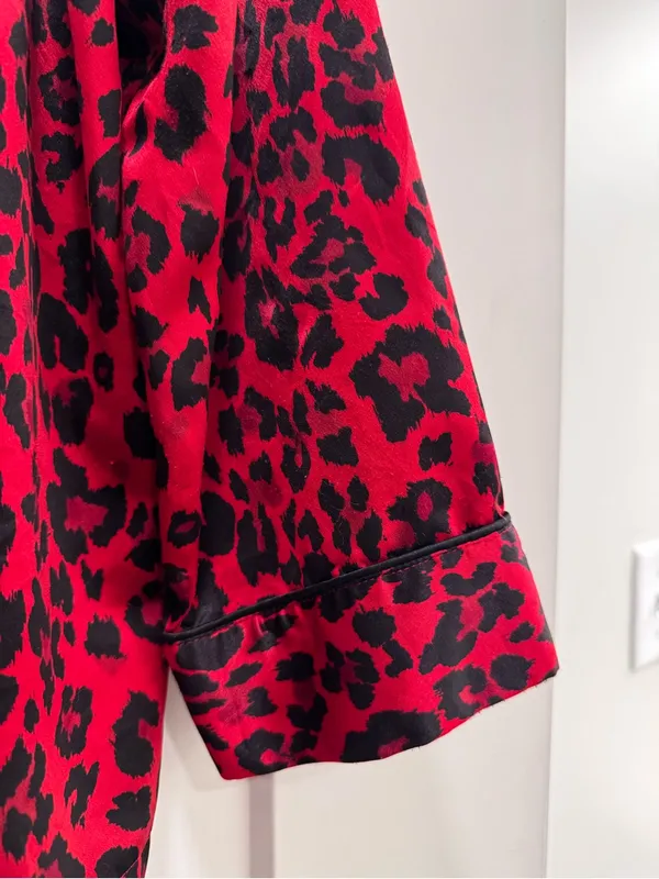 Cabernet red and black Satin Leopard Print Button Down Pajama Top Size M - Image 3