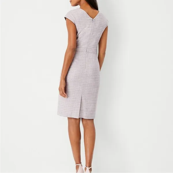NWT Ann Taylor plaid v neck sheath dress purple‎ sz 4 - Image 2