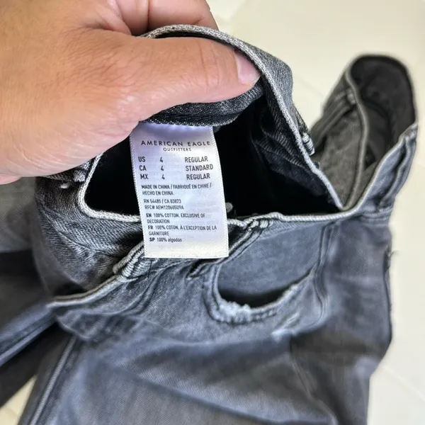 American Eagle Gray Distressed Mom Jeans Size 4 - Image 7