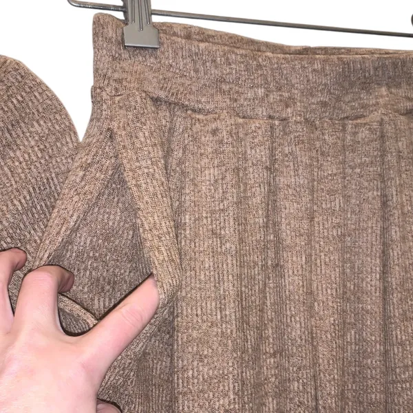 Woman’s Small Brown Ribbed Knit Crop Top and Wide-Leg Pants Set - Image 3