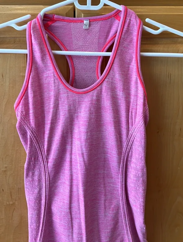 American Eagle Workout Tank - Image 3