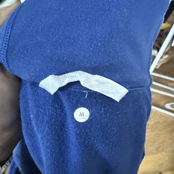 Lululemon Blue Scuba Size M Vintage! Rare Preloved Condition!! - Image 4