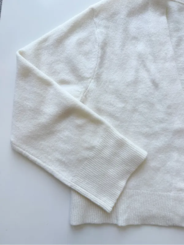 NWT Abercrombie & Fitch Cream Cardigan Size Large - Image 2