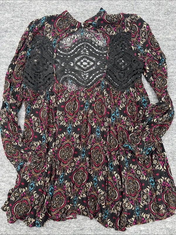 Free People Boho Lace-Panel Floral Tunic Top in Black, Burgundy, Teal - Image 8