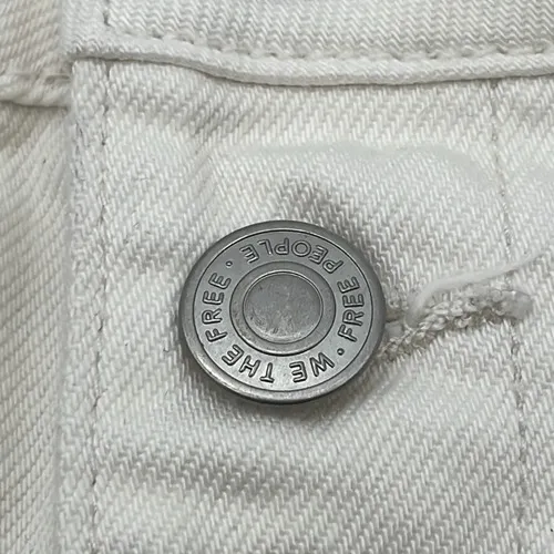 FREE PEOPLE White Denim Jean Mini Skirt 29 Cotton Distressed Raw‎ Hem Button Fly - Image 8
