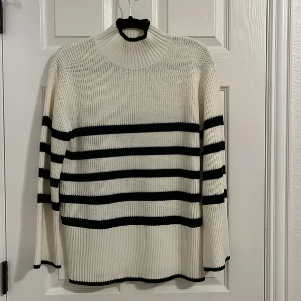 Baltic Born Lush Cream Black Striped Tunic Mock Neck Sweater Size‎ Small Preppy - Image 2