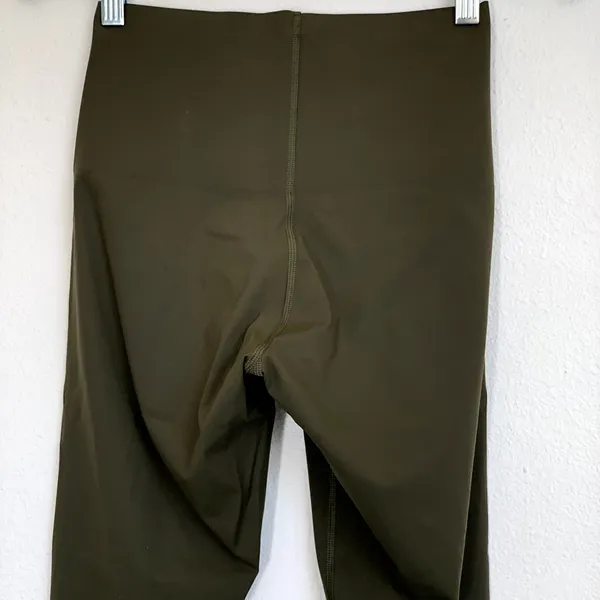 NEW Everlane Perform Sculpt‎ Leggings in Dark Forest Green - Image 5