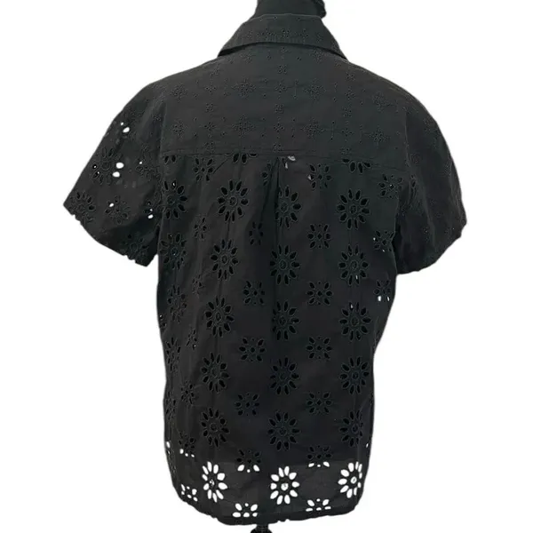 American Eagle Outfitters Black Eyelet Button Down Top(Size XS) - Image 6