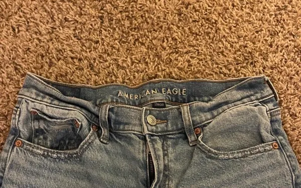 New American Eagle jeans  - Image 3