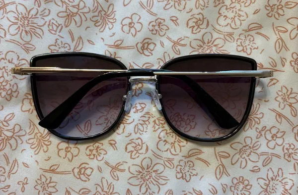 Boutique Sunglasses - Image 2