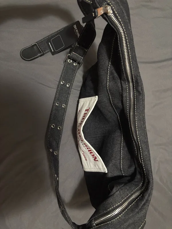 True Religion bag  - Image 4