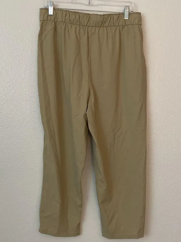 Lululemon 12 Stretch High Rise Crop 23" in Trench Tan - Image 10