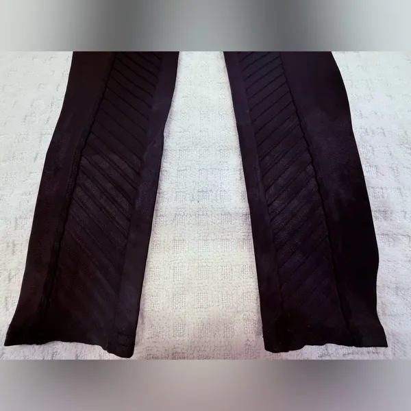 Spanx Moto Faux Leather Black Leggings Pants, size M EUC! - Image 5