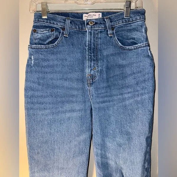 Abercrombie & fitch curve love 90’s straight ultra high rise jeans 6/28 Short #7 - Image 3