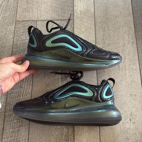 Nike Air Max 720 Size 7 Throwback Future Iridescent Green and Black Shoes - Image 4