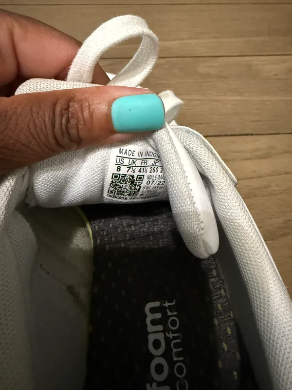 Adidas Women's Grand Court 2.0 Sneaker size 8! No :( - Image 5